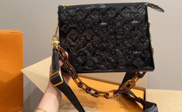 LOUIS VUITTON COUSSIN PM BAG BLACK 27CM M22614 - Image 3