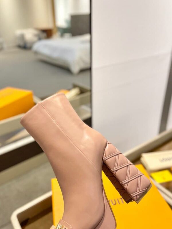 LOUIS VUITTON SHAKE PLATFORM ANKLE BOOT BROWN - Image 6