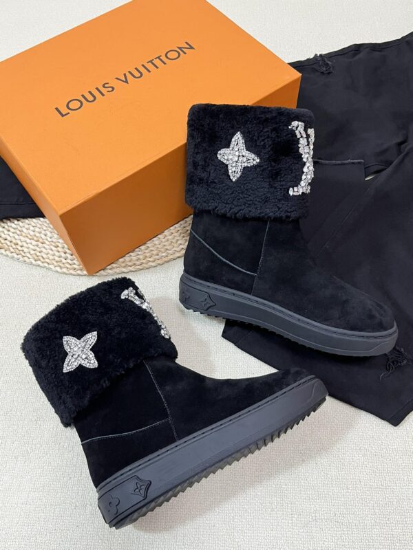 LOUIS VUITTON ANKLE BOOT STUDDED WITH DIAMONDS BLACK - Image 6