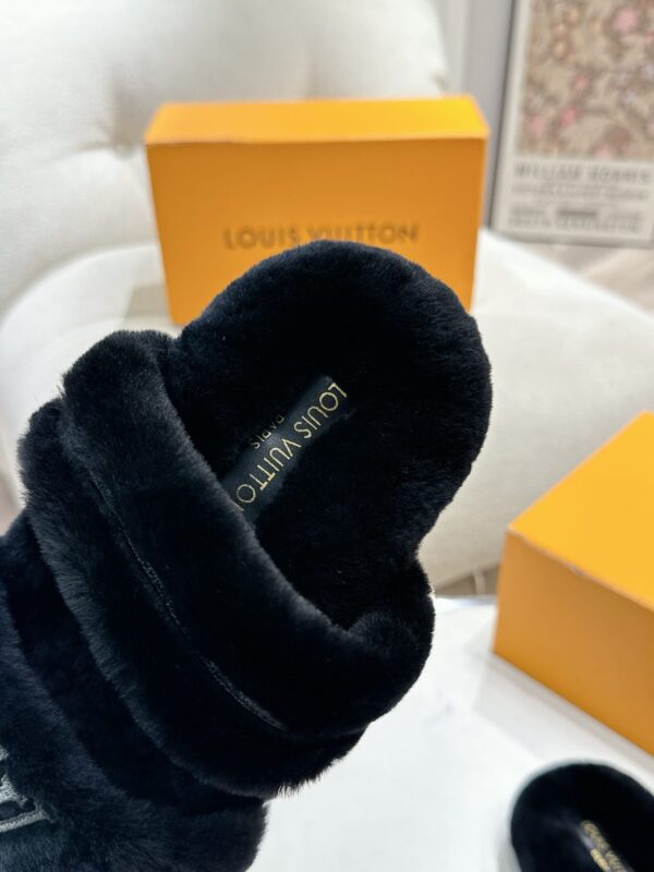 LOUIS VUITTON LV SUNSET FLAT COMFORT MULE SHEARLING NOIR1 1ADC65 - Image 5