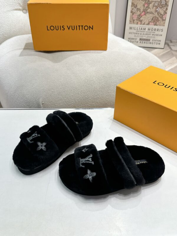 LOUIS VUITTON LV SUNSET FLAT COMFORT MULE SHEARLING NOIR1 1ADC65 - Image 4
