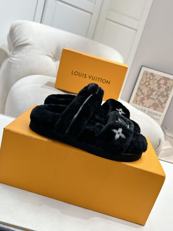 LOUIS VUITTON LV SUNSET FLAT COMFORT MULE SHEARLING NOIR1 1ADC65 - Image 2