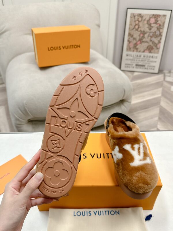 LOUIS VUITTON ASPEN COMFORT CLOG CAMEL BROWN 1ADC2B - Image 8