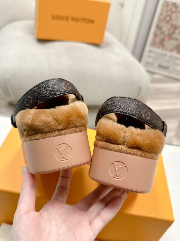 LOUIS VUITTON ASPEN COMFORT CLOG CAMEL BROWN 1ADC2B - Image 6