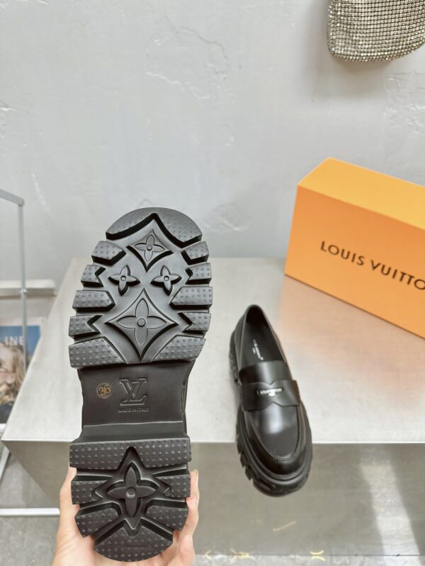 LOUIS VUITTON LV RECORD LOAFER BLACK 1AC9I9 - Image 3