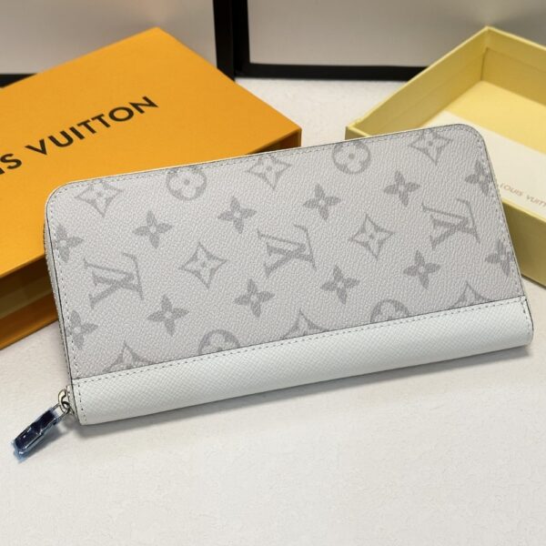 LOUIS VUITTON BRAZZA WALLET TAIGARAMA OPTIC WHITE 19CM M30889 - Image 8