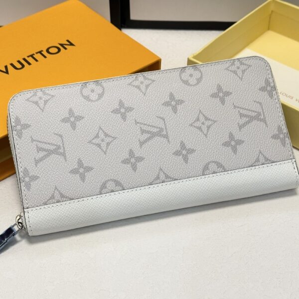 LOUIS VUITTON BRAZZA WALLET TAIGARAMA OPTIC WHITE 19CM M30889 - Image 10