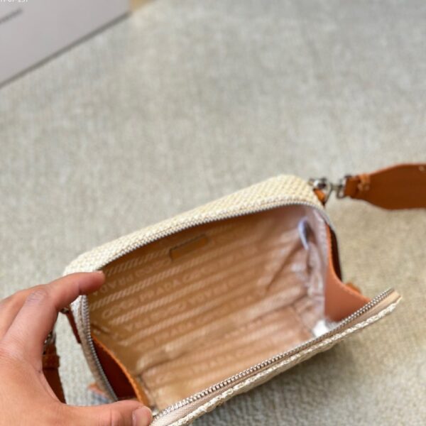PRADA CROCHET PRADA BRIQUE BAG NATURAL 20CM 2VH173 2M2T F0018 V NLO - Image 8