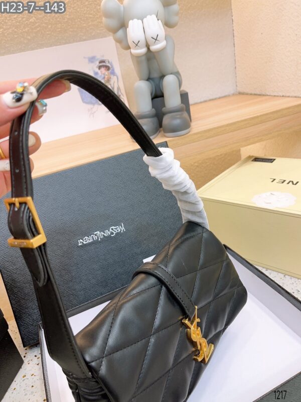 SAINT LAURENT LE 57 QUILTED LEATHER SHOULDER BAG BLACK 23CM - Image 10