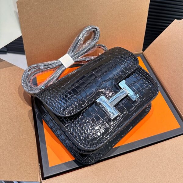 HERMÈS MINI CONSTANCE 19 SHINY ALLIGATOR PALLADIUM HARDWARE BLACK 19CM - Image 2