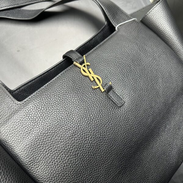 SAINT LAURENT BEA IN GRAINED LEATHER BLACK 50CM - Image 2