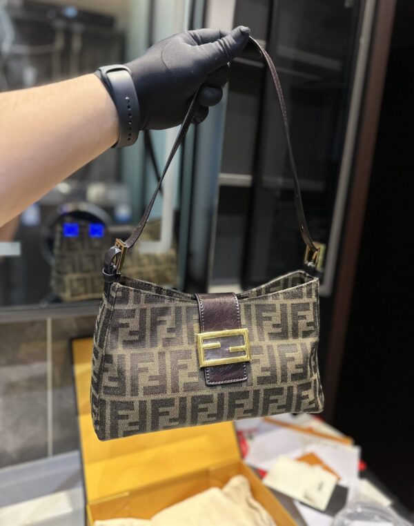 FENDI ZUCCA HANDBAG BROWN 24CM - Image 2