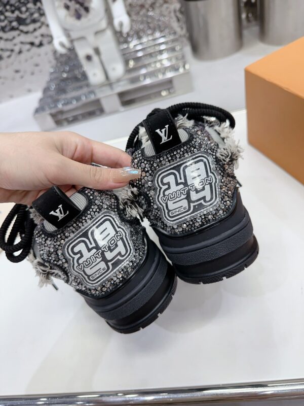 LOUIS VUITTON LV SKATE SHOES BLACK 1ABMHV - Image 6