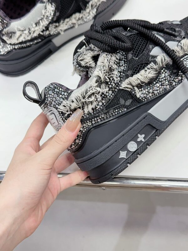 LOUIS VUITTON LV SKATE SHOES BLACK 1ABMHV - Image 7