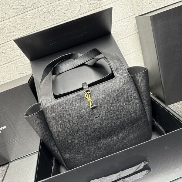 SAINT LAURENT BEA IN GRAINED LEATHER BLACK 50CM - Image 7