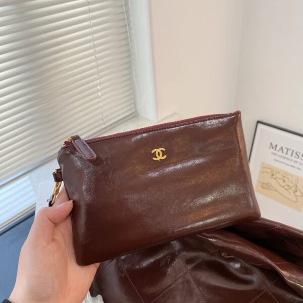 CHANEL 22 LARGE HANDBAG DARK BROWN 41CM - Image 5