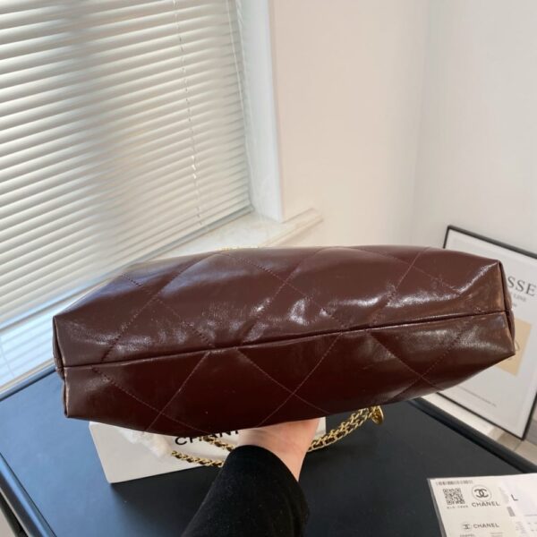 CHANEL 22 LARGE HANDBAG DARK BROWN 41CM - Image 4