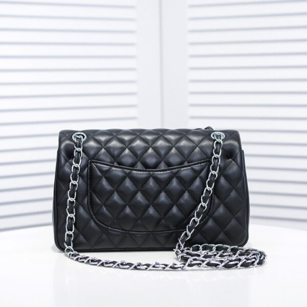 CHANEL CLASSIC FLAP BAG LEATHER BLACK 25CM - Image 4