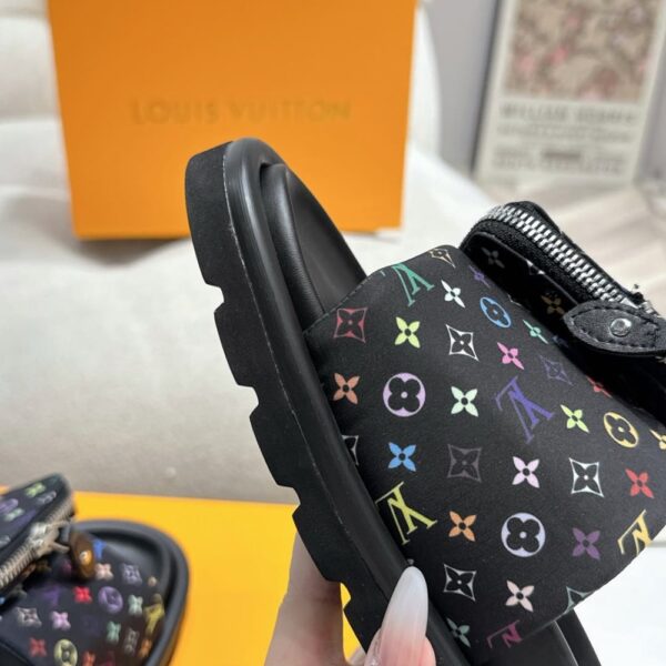 LOUIS VUITTON X TAKASHI MURAKAMI POOL PILLOW FLAT COMFORT MULE BLACK 1AGVRF - Image 5