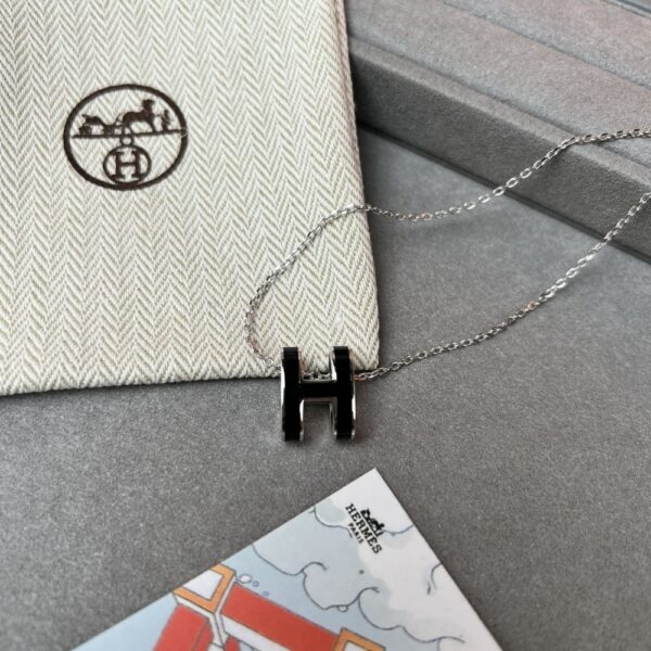 HERMES MINI POP H PENDANT NECKLACE BLACK AND SILVER - Image 3