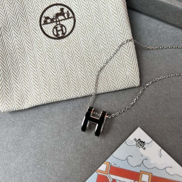 HERMES MINI POP H PENDANT NECKLACE BLACK AND SILVER - Image 6