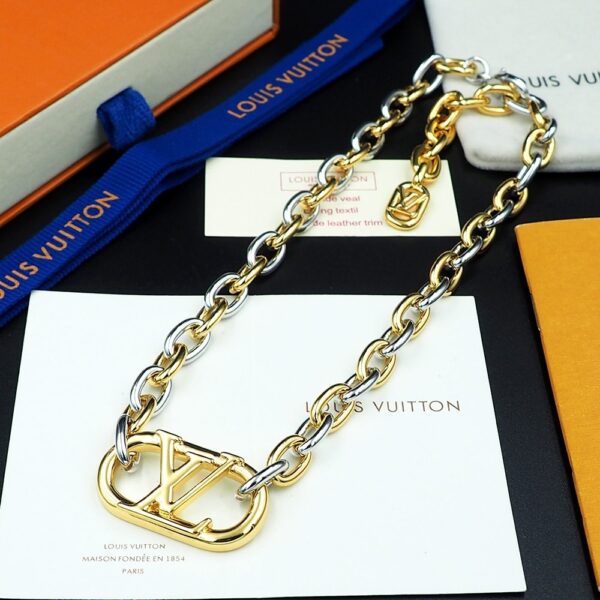 LOUIS VUITTON EVERYDAY CHAIN LV NECKLACE GOLD AND SILVER - Image 4