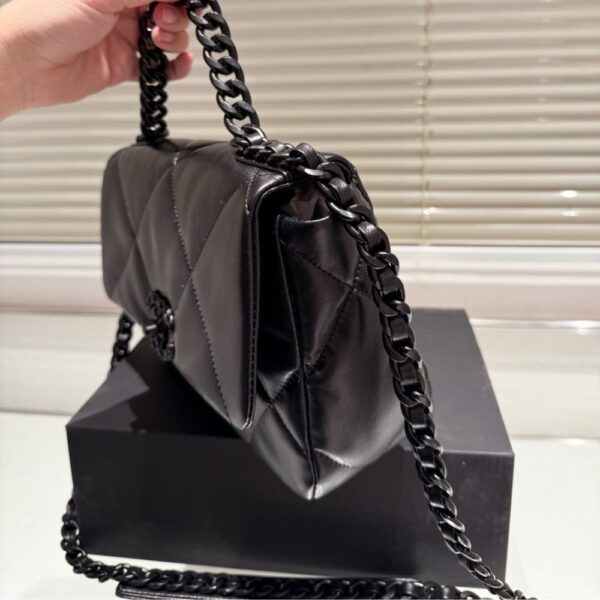 CHANEL CC FLAP BAG IN BLACK 26CM - Image 7