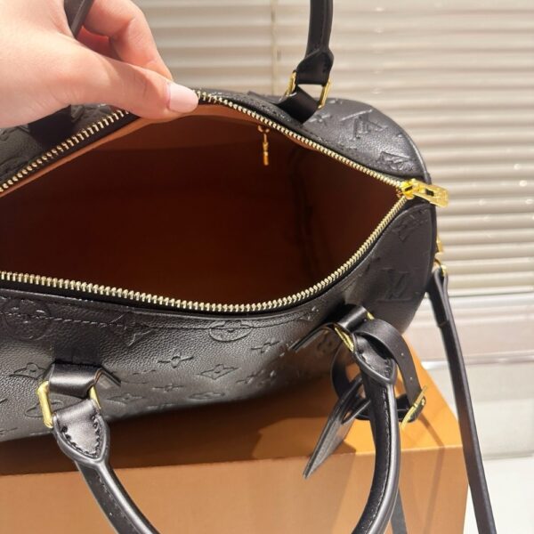LOUIS VUITTON SPEEDY SOFT BAG MONOGRAM BLACK 30CM - Image 9