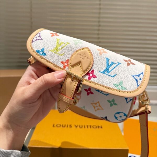 LOUIS VUITTON X TAKASHI MURAKAMI NANO DIANE BAG MULTICOLORE BLANC 19CM M14194 - Image 3