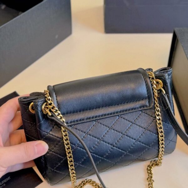 SAINT LAURENT MINI NOLITA IN BLACK 18CM 6727381EL071000 - Image 5