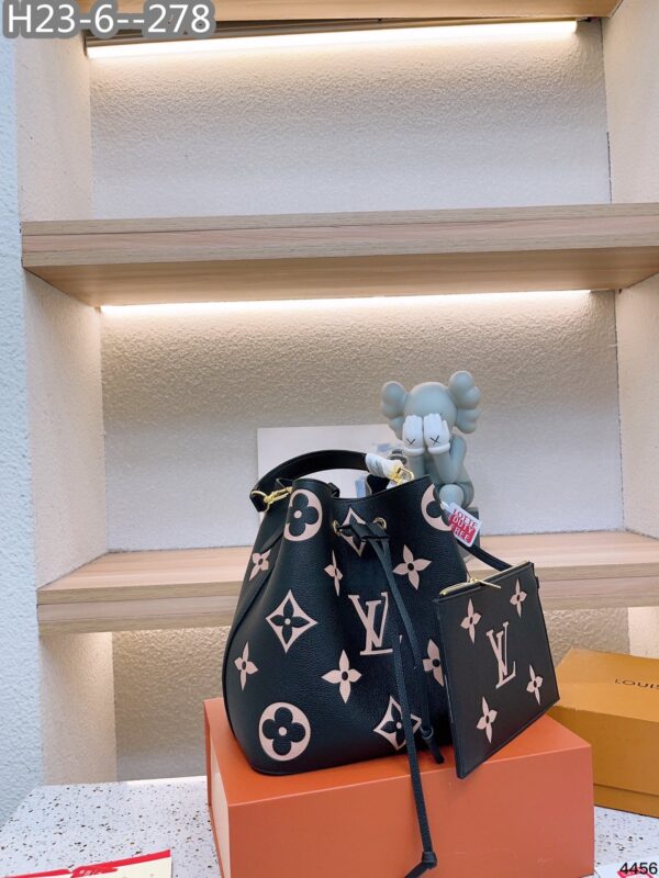 LOUIS VUITTON NÉONOÉ MM BLACK 25CM M45497 - Image 2