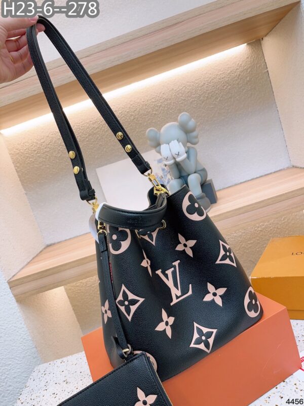 LOUIS VUITTON NÉONOÉ MM BLACK 25CM M45497 - Image 5