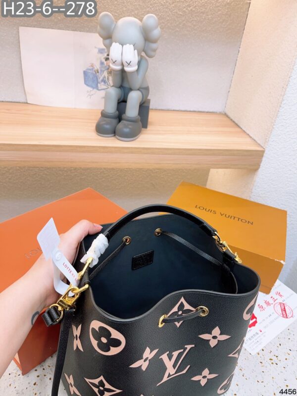 LOUIS VUITTON NÉONOÉ MM BLACK 25CM M45497 - Image 9