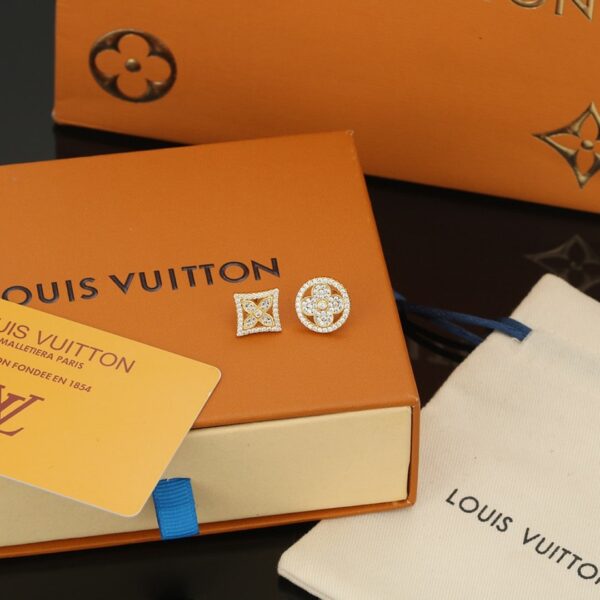 LOUIS VUITTON IDYLLE BLOSSOM STUD EARRINGS GOLD AND DIAMONDS - Image 2