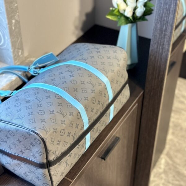 LOUIS VUITTON KEEPALL BANDOULIÈRE 45 MONOGRAM ECLIPSE REVERSE COATED CANVAS TURQUOISE 45CM M11481 - Image 5
