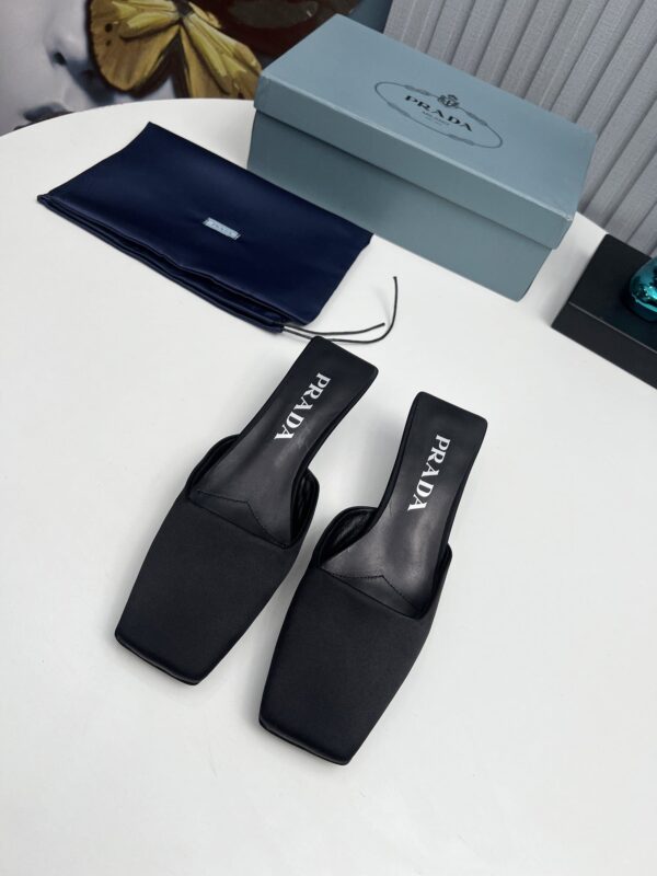 PRADA LEATHER MULES BLACK - Image 6