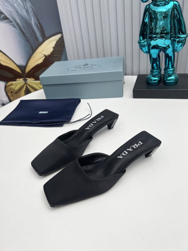 PRADA LEATHER MULES BLACK - Image 7